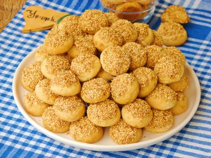 Susamlı Pastane Tuzlusu