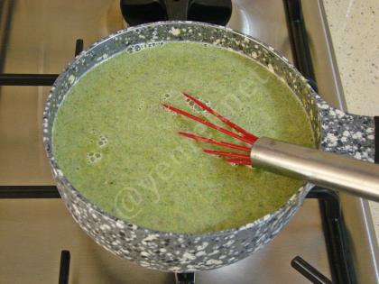 Antep Fıstıklı İrmik Helvası