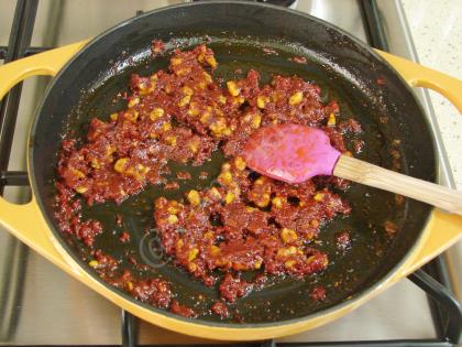 Cevizli Salçalı Yumurta