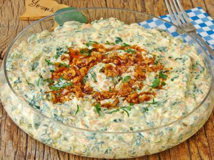 Ispanaklı Şehriye Salatası