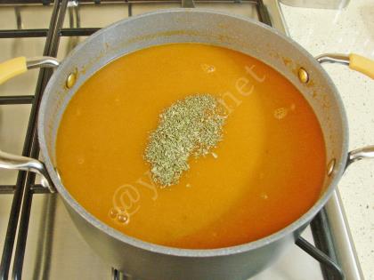 Unlu Tarhana Çorbası