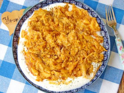 Yoğurtlu Yumurta Kavurması