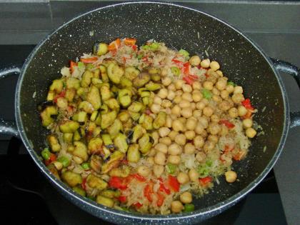 Patlıcanlı Nohutlu Pilav