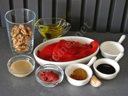 Cevizli Köz Biber Mezesi