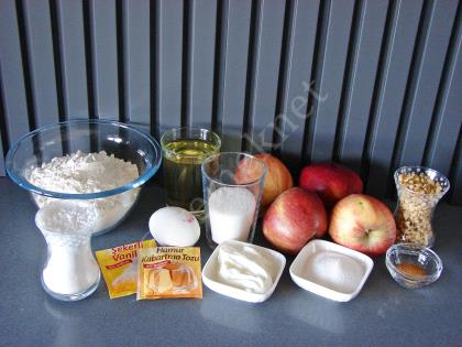 Sıvı Yağlı Elmalı Turta