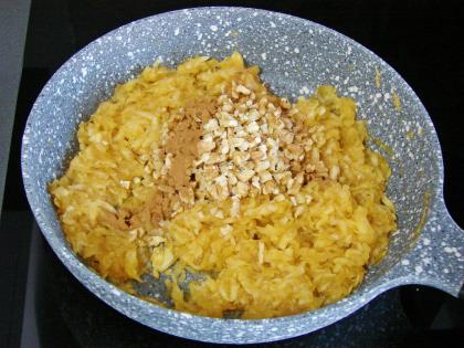 Sıvı Yağlı Elmalı Turta