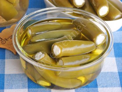 Peynir Dolgulu Jalapeno Biber Turşusu
