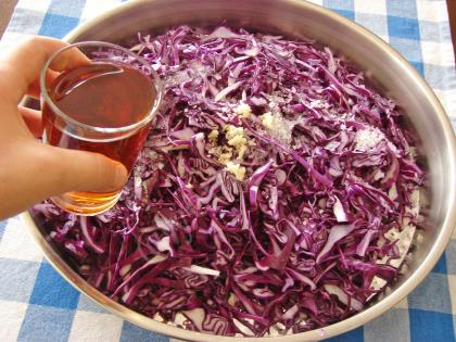 Hızlı Mor Lahana Turşusu