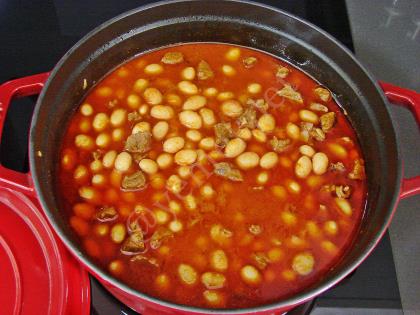 Lokanta Usulü Kuru Fasulye