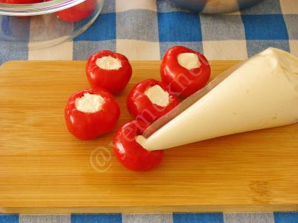 Peynir Dolgulu Kiraz Biberi Turşusu