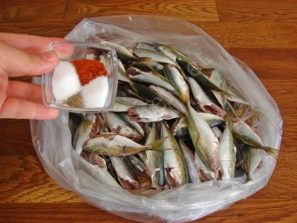 Tavada Kokusuz Balık Kızartması