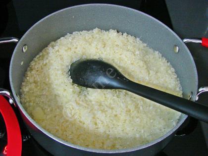 Kavurarak Pirinç Pilavı