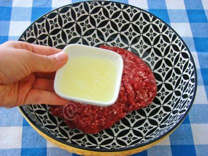 Yağlı Kağıtla Kıymadan Yaprak Döner