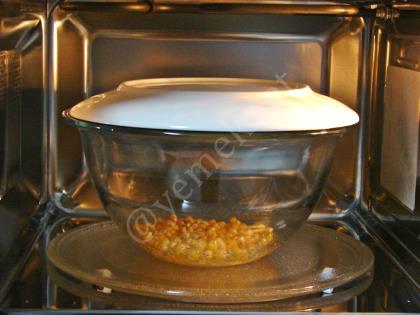 Mikrodalgada Mısır Patlatma