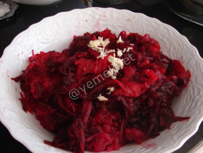 Narlı Pancar Salatası - Yapılışı (3/16) 