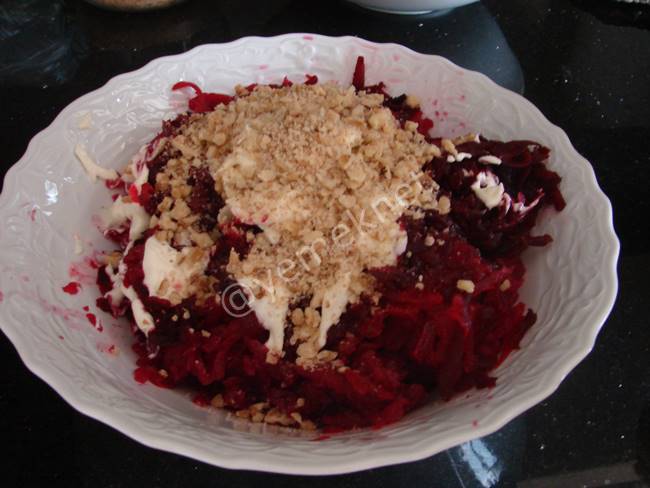 Narlı Pancar Salatası - Yapılışı (5/16) 