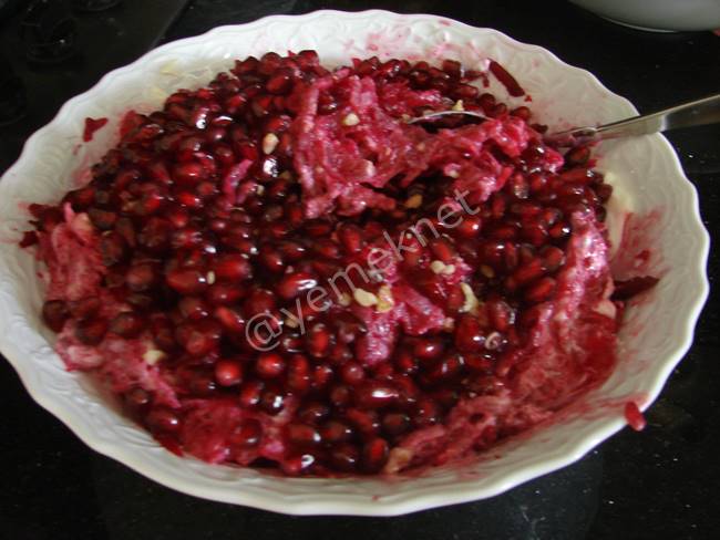 Narlı Pancar Salatası - Yapılışı (7/16) 