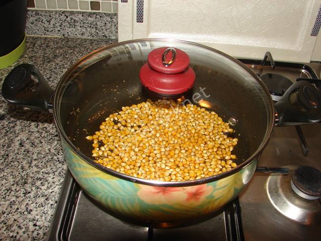 Baharatlı Patlamış Mısır (Acılı) - Yapılışı (4/8) 