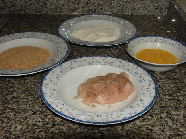 Çerez Pane Tavuklar - Yapılışı (2/12) 
