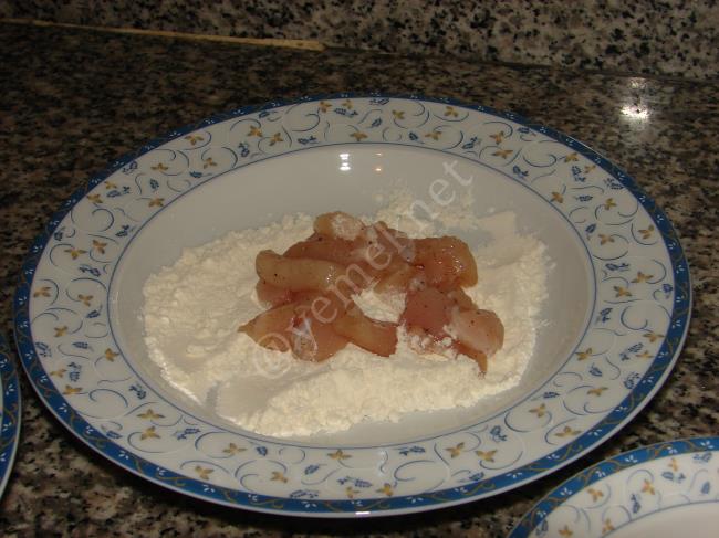 Çerez Pane Tavuklar - Yapılışı (3/12) 