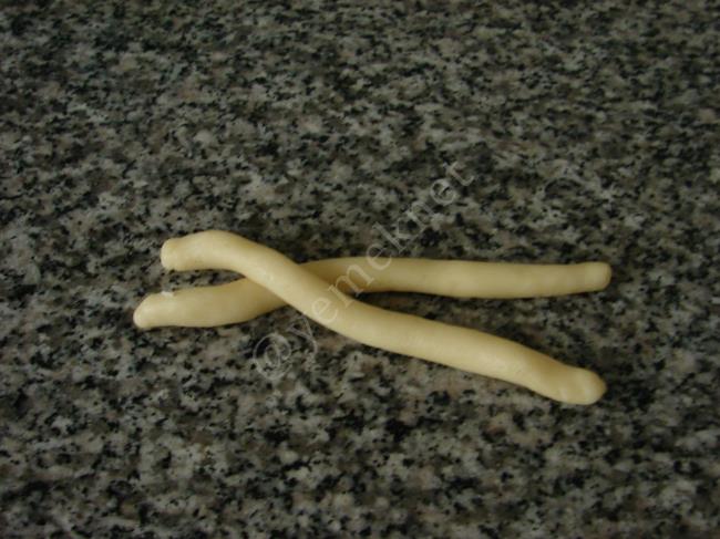 Çörek Otlu Mahlepli Kurabiye (Tuzlu) - Yapılışı (8/16) 