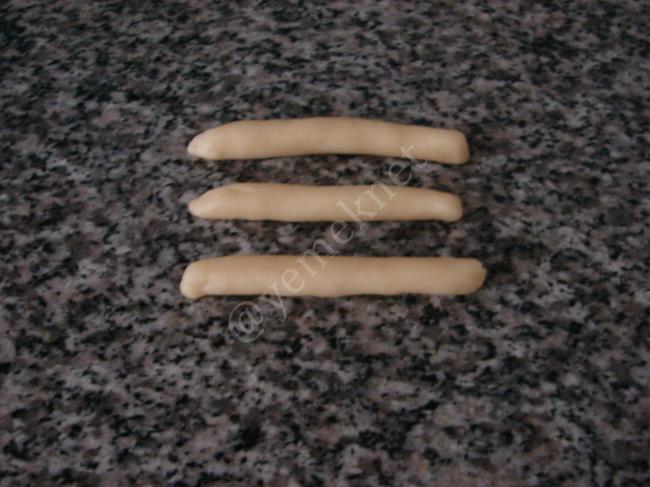 Çörek Otlu Mahlepli Kurabiye (Tuzlu) - Yapılışı (10/16) 