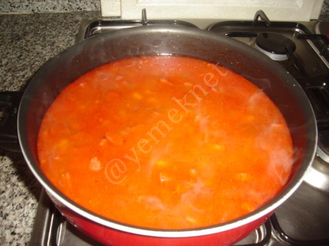 Geleneksel Kuru Fasülye (Sucuklu) - Yapılışı (6/8) 