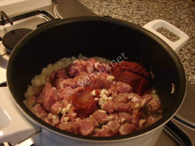 Hünkar Beğendi Yemeği - Yapılışı (4/16) 