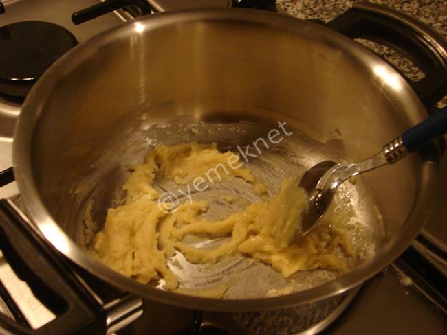 Hünkar Beğendi Yemeği - Yapılışı (8/16) 