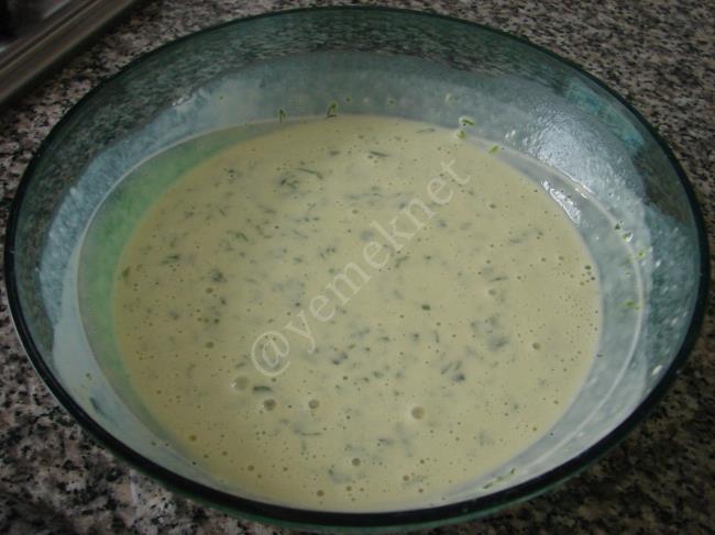 Ispanaklı Yeşil Krep - Yapılışı (9/16) 