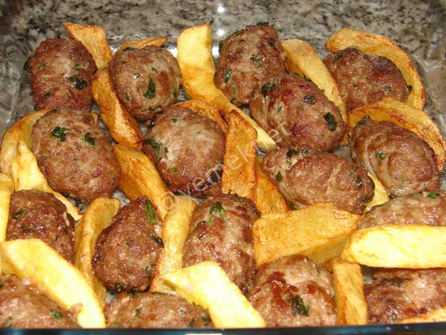 İzmir Köfte - Yapılışı (9/16) 