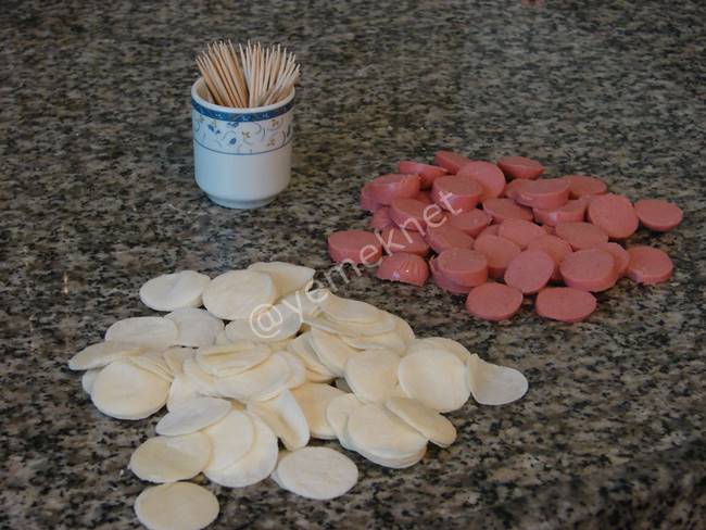 Kürdan Böreği - Yapılışı (5/12) 