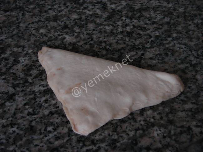 Çikolatalı Kruvasan (Milföy Hamuru İle) - Yapılışı (5/12) 