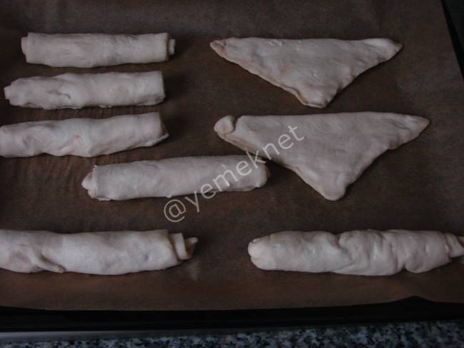 Çikolatalı Kruvasan (Milföy Hamuru İle) - Yapılışı (6/12) 