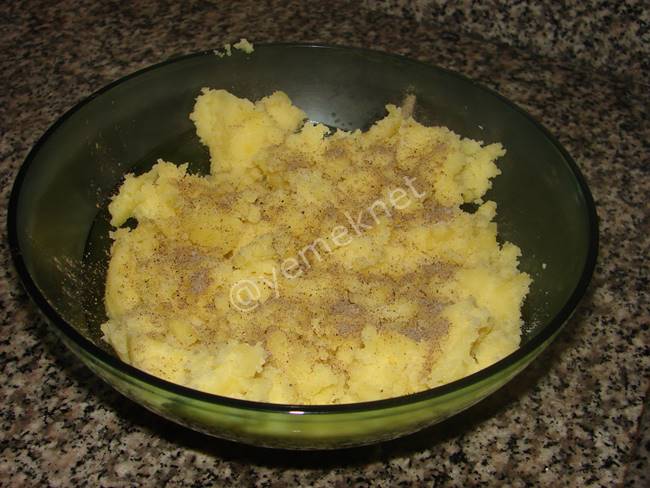 Patates Mantısı (Kıymalı) - Yapılışı (2/12) 