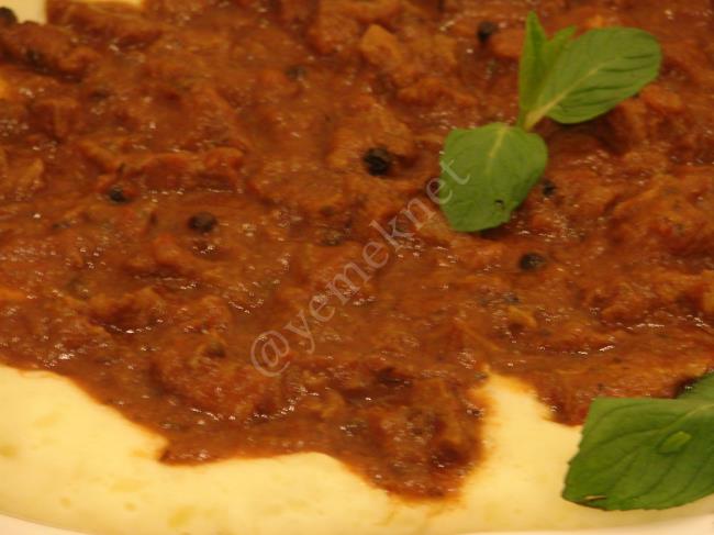 Patates Yatağında Et Sote (Patates Beğendi) - Yapılışı (10/12) 