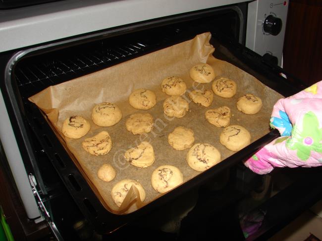 Rulo Kurabiye (Kakaolu, Hindistan Çevizli) (Tatlı) - Yapılışı (8/12) 