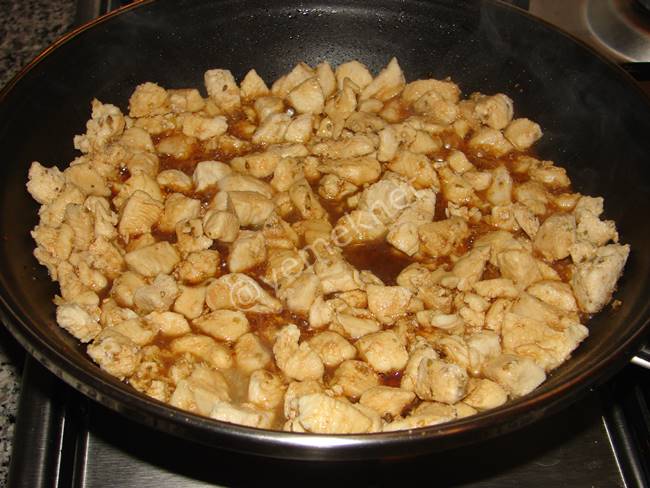 Soya Soslu Tavuk (Sütle Marine Edilmiş) - Yapılışı (5/12) 