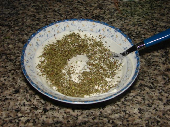 Yoğurtlu Salatalık Salatası - Yapılışı (5/8) 