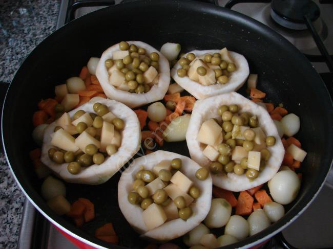 Zeytinyağlı Kereviz Dolması - Yapılışı (5/12) 