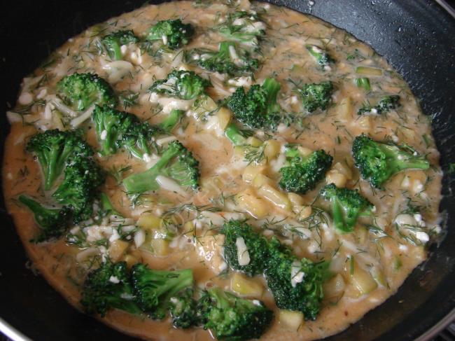 Brokolili Omlet - Yapılışı (8/14) 