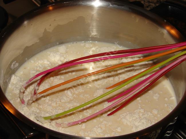 Çilekli Milföy Tart - Yapılışı (3/12) 