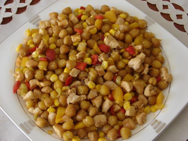 Kızartılmış Nohut Salatası - Yapılışı (14/20) 