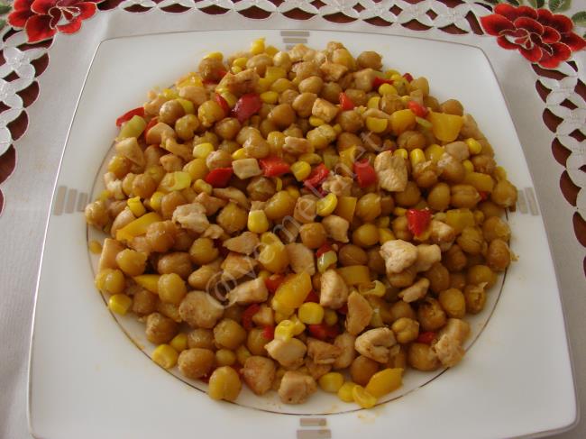 Kızartılmış Nohut Salatası - Yapılışı (17/20) 