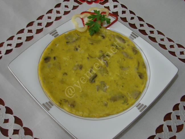 Kremalı Mantarlı Omlet - Yapılışı (8/12) 