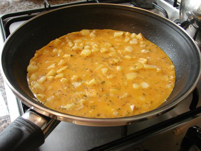 Kremalı Patatesli Omlet