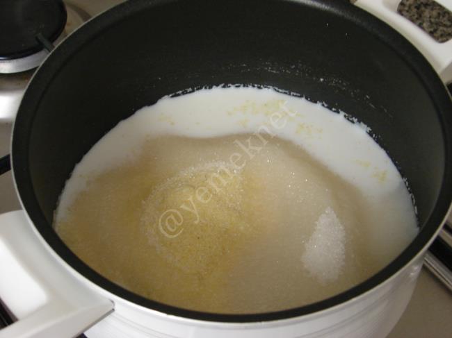 Lokum Topları (Hindistan Cevizli, Yeşil Toz Fıstıklı) - Yapılışı (2/12) 