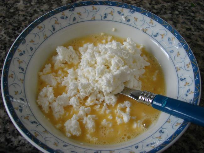 Maydanozlu Ekmek Dilimleri - Yapılışı (3/12) 