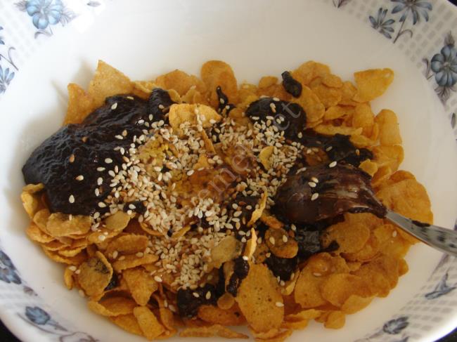 Mısır Gevreğinden Çikolata Topları - Yapılışı (7/12) 