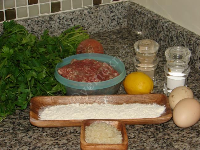 Terbiyeli Ekşili Köfte - Yapılışı (1/16) 